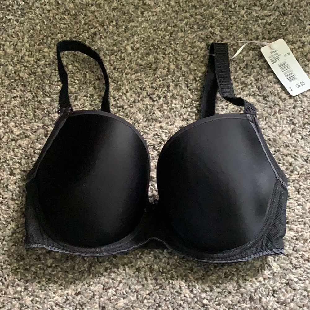 NWT Freya Deco Vibe